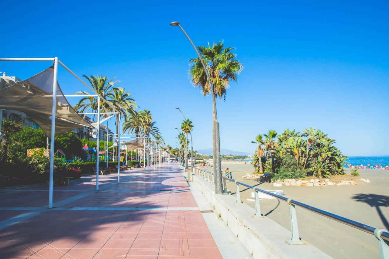 Espectacular Piso En Primera Linea De Playa Estepona Exterior photo